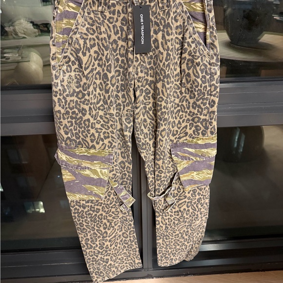 One Teaspoon LUNA Leopard Camo Print Jeans - Picture 4 of 4